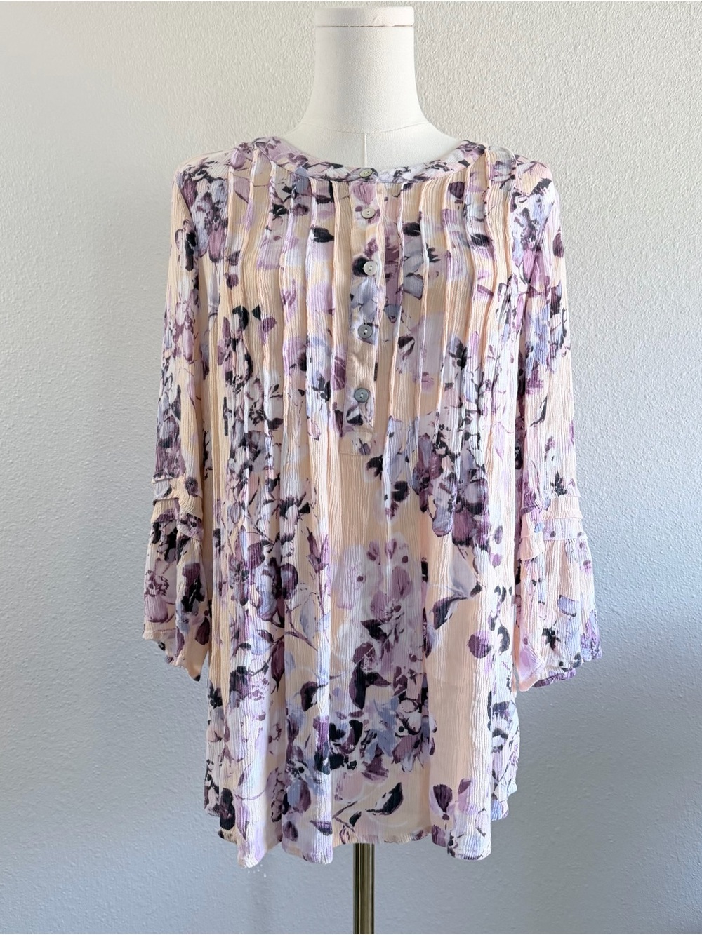 J. Jill Floral Pintuck Tunic Top Womens Small Pink Purple Bell Sleeve Viscose